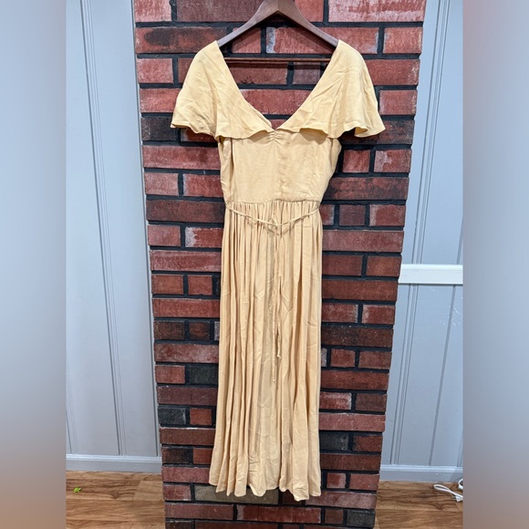 Christy Down Dress - Picture 4 of 13